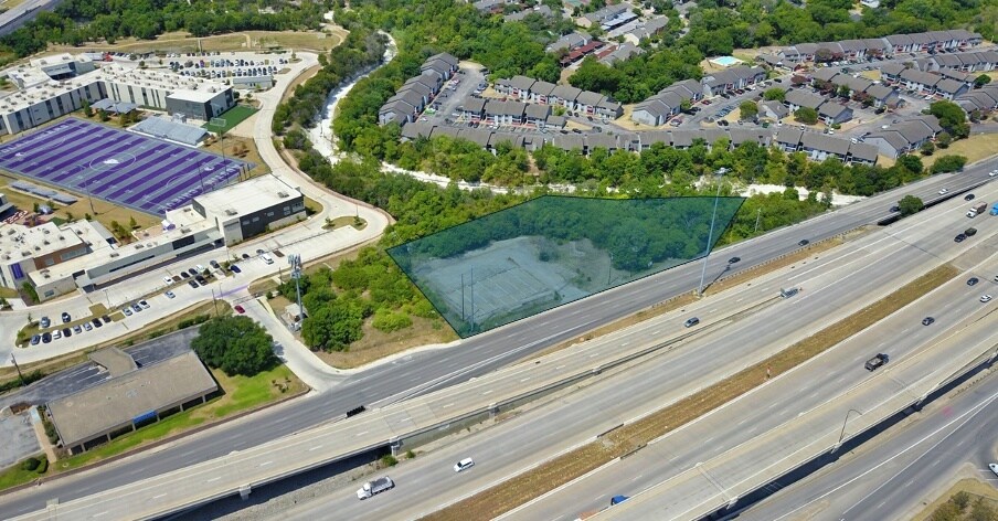 2215 E Anderson Ln, Austin, TX for sale - Building Photo - Image 1 of 1