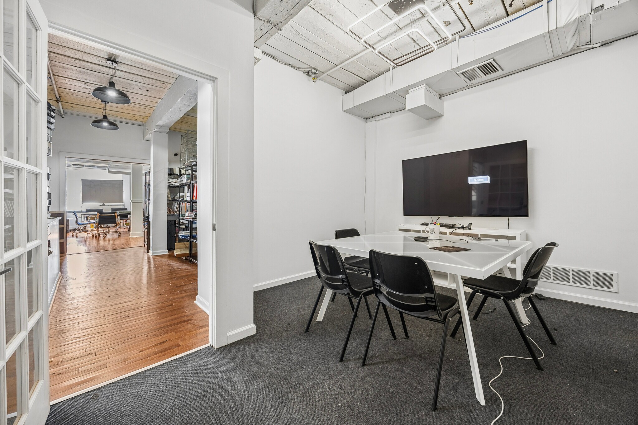 4001 Main St, Philadelphia, PA for lease Interior Photo- Image 1 of 2