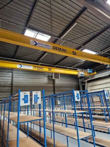 Bureau dans SAINT-OUEN-L'AUMONE à louer - Photo intérieure - Image 2 de 11