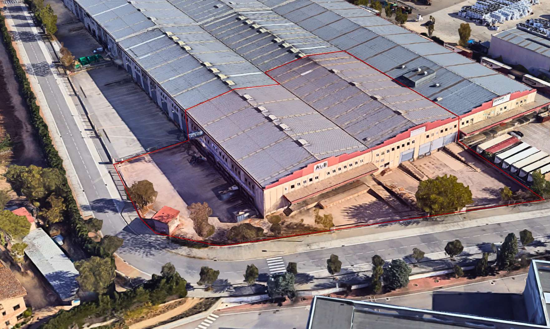 Industrial in Parets del Vallès, Barcelona for lease Primary Photo- Image 1 of 2