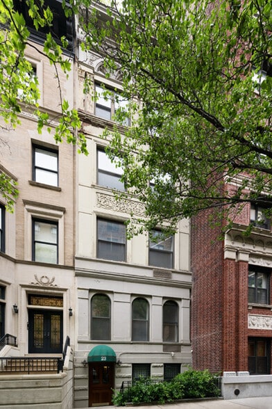 23 W 69th St, New York, NY à vendre - Photo principale - Image 1 de 8