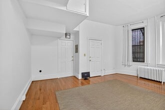 1115 Massachusetts Ave NW, Washington, DC à louer Photo intérieure- Image 1 de 6