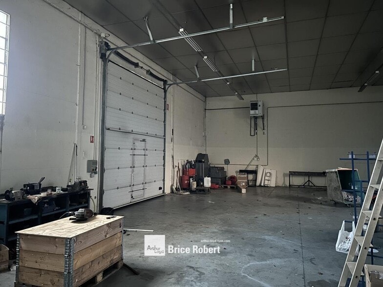 21 Rue Jean Jaurès, Meyzieu à louer - Photo intérieure - Image 3 de 4