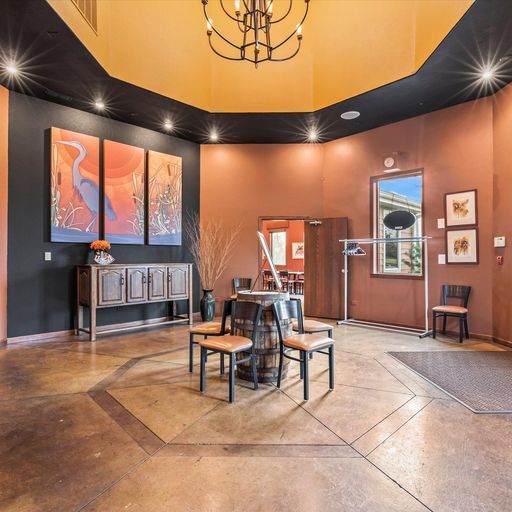 28747 N Lake Dr, Waterford, WI for lease - Interior Photo - Image 3 of 12