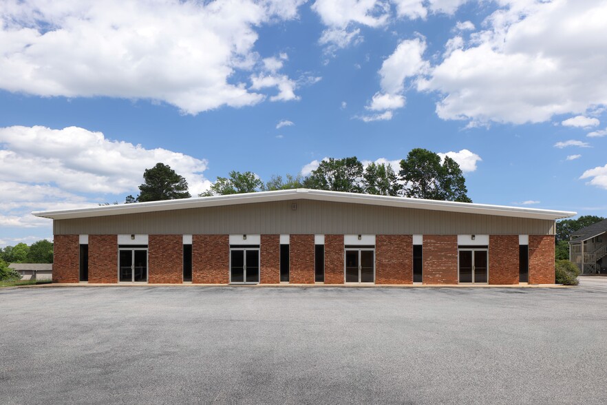 2212 Old Furnace Rd, Boiling Springs, SC for lease - Building Photo - Image 1 of 13