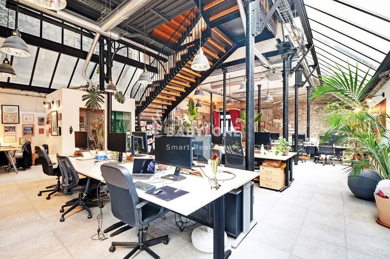 Office in Paris for sale Interior Photo- Image 1 of 27