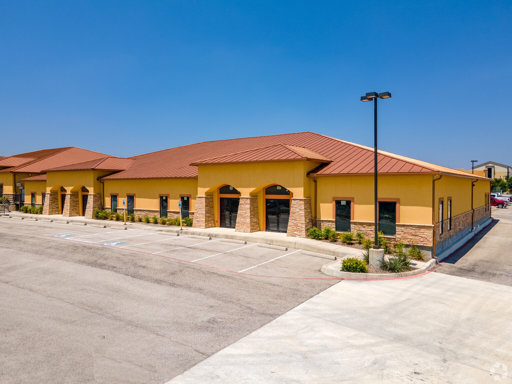 8554 Huebner Rd, San Antonio, TX à vendre Photo principale- Image 1 de 4