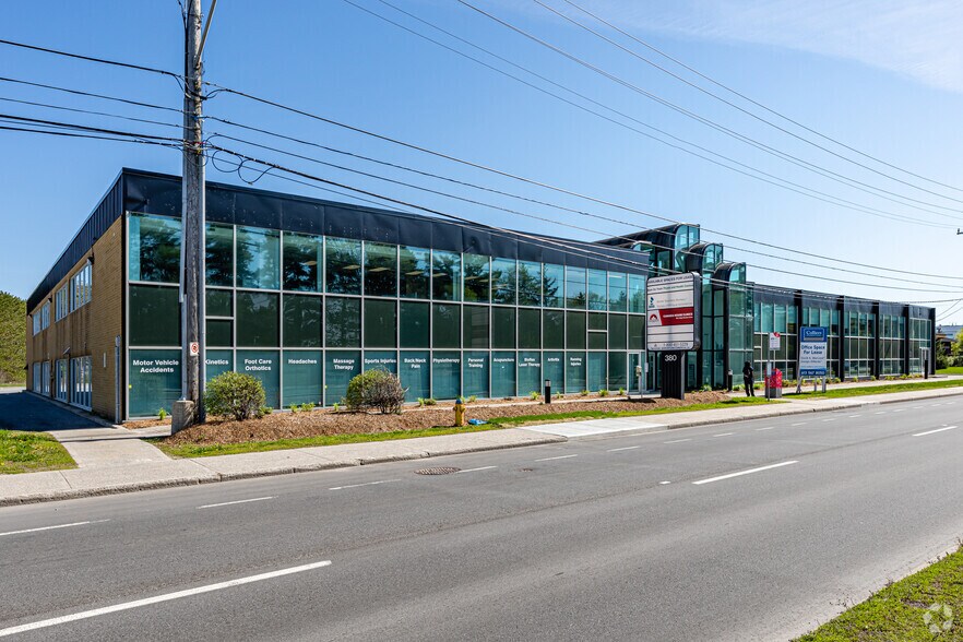 380 Hunt Club Rd, Ottawa, ON à vendre - Photo du bâtiment - Image 2 de 6