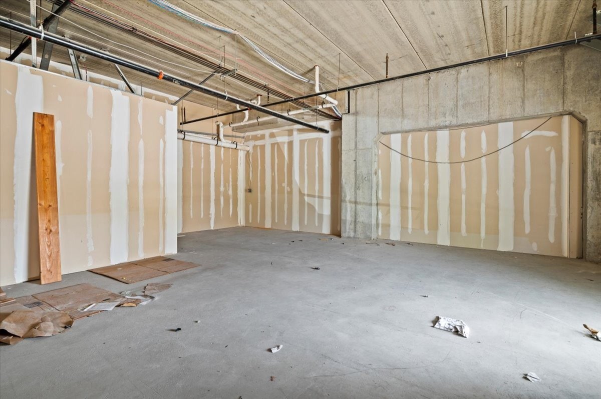 2113 Ellsworth Blvd, Malta, NY for lease Interior Photo- Image 1 of 3