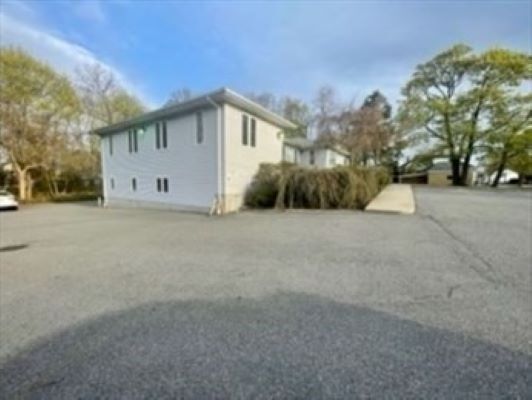 1249 Ashley Blvd, New Bedford, MA à louer - Photo du bâtiment - Image 3 de 8