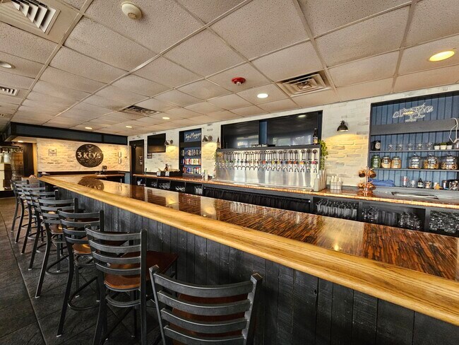 Plus de détails pour 2505 Manatee Ave E, Bradenton, FL - Commerce de détail à vendre