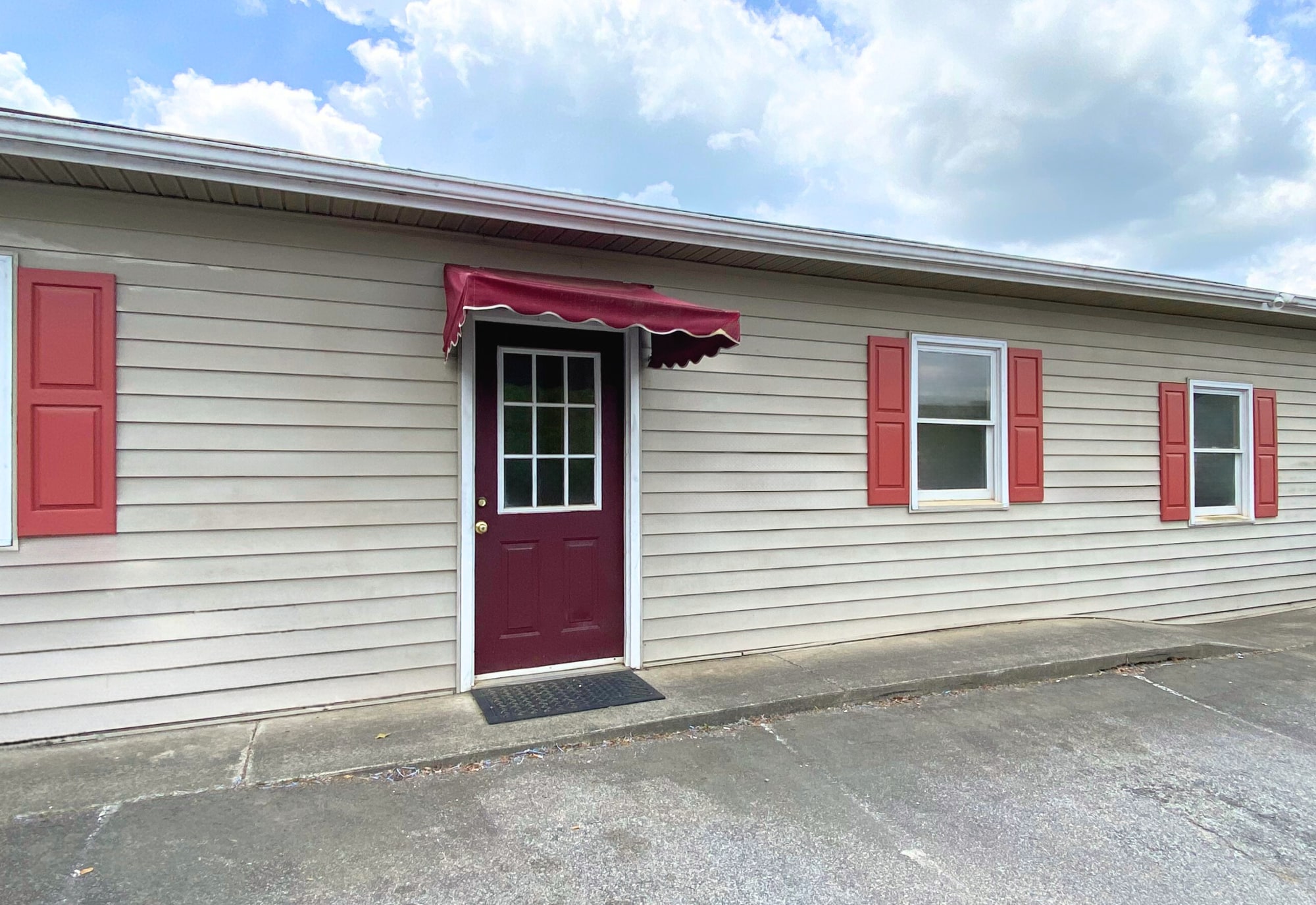 200 Orange Grove St, Hillsborough, NC for lease Building Photo- Image 1 of 2