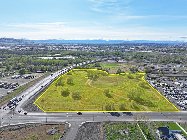 University Parkway at Highway 24, Yakima, WA à vendre - Aérien - Image 3 de 13