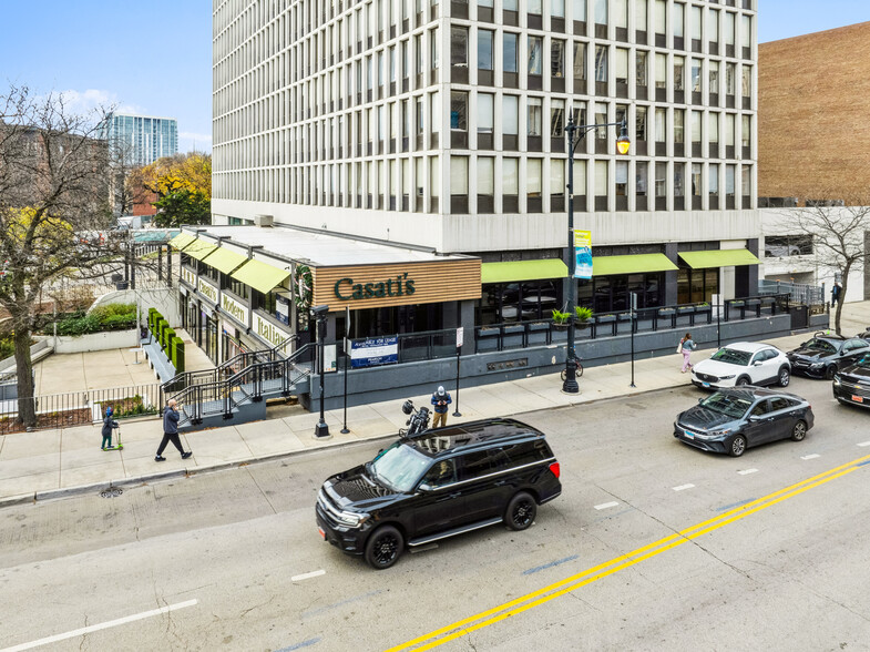 444 W Fullerton Pky, Chicago, IL for sale - Building Photo - Image 1 of 5