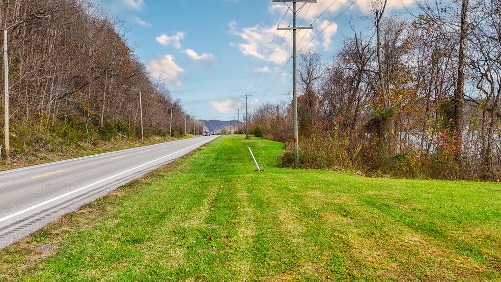 41084 OH-7, Newport, OH à vendre - Photo du bâtiment - Image 3 de 28