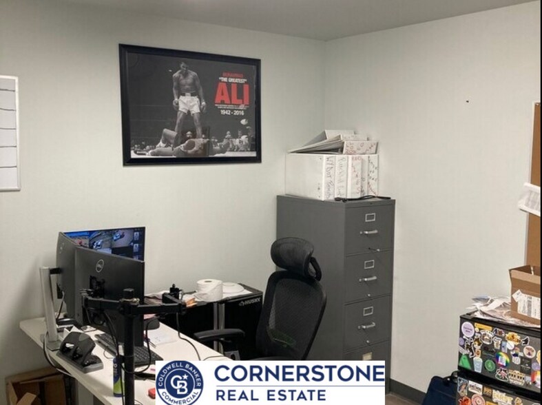 901 N Foster Rd, Casper, WY à louer - Photo du bâtiment - Image 3 de 14