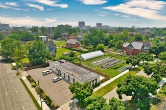 More details for 611 W Philadelphia St, Detroit, MI - Retail for Sale