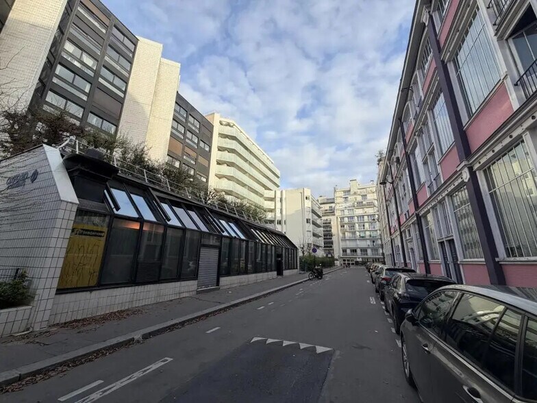 5 Rue Aumont-Thiéville, Paris for lease - Building Photo - Image 2 of 9