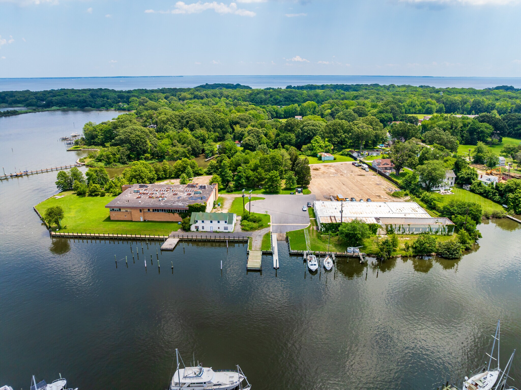 4800 Atwell Rd, Shady Side, MD à vendre Photo du bâtiment- Image 1 de 20