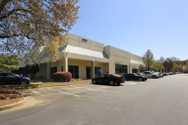 More details for 1955 Evergreen Blvd, Duluth, GA - Flex for Lease