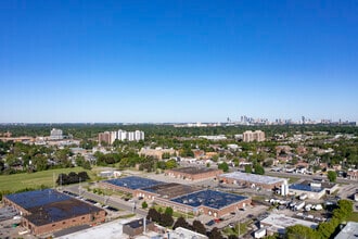 851-865 Rangeview Rd, Mississauga, ON - Aerial  map view