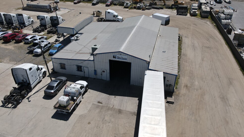 1112 E Service Rd, Ceres, CA for lease - Building Photo - Image 2 of 10