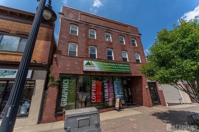 Plus de détails pour 74 Main St, Woodbridge, NJ - Bureau à louer