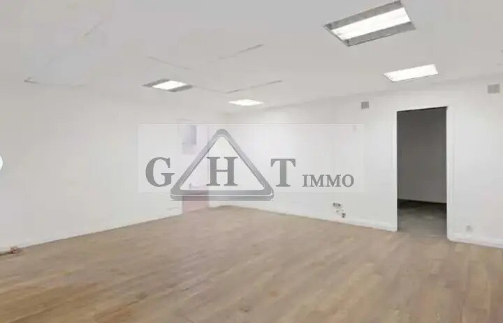 Industrial in Cachan for sale - Interior Photo - Image 3 of 8