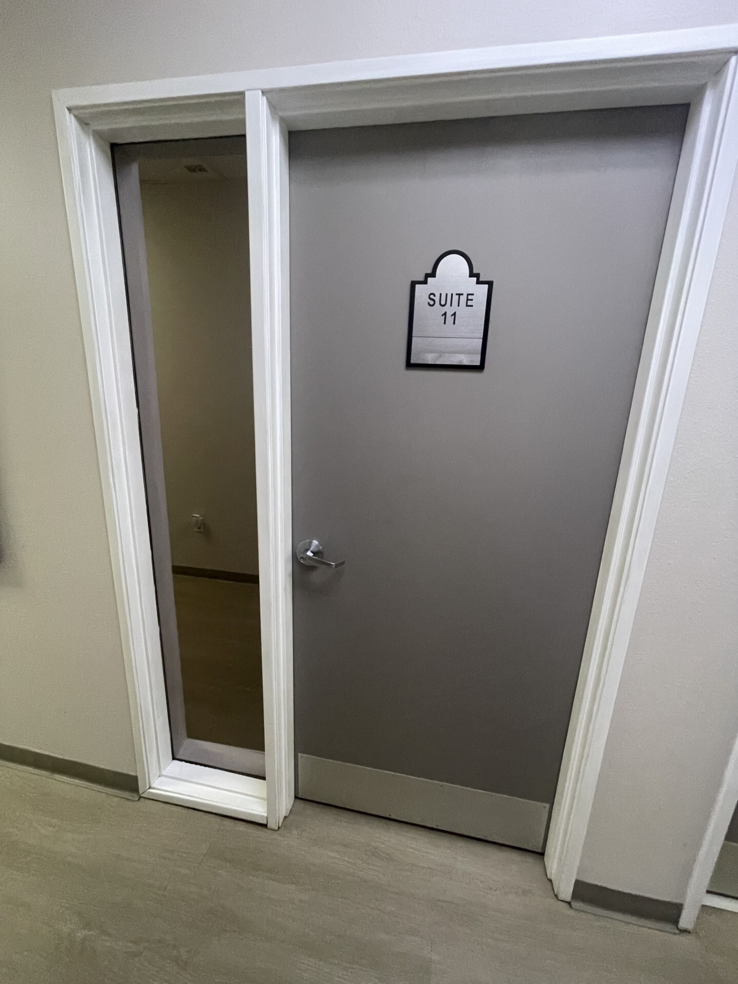 12189 7th St, Yucaipa, CA for lease Interior Photo- Image 1 of 2