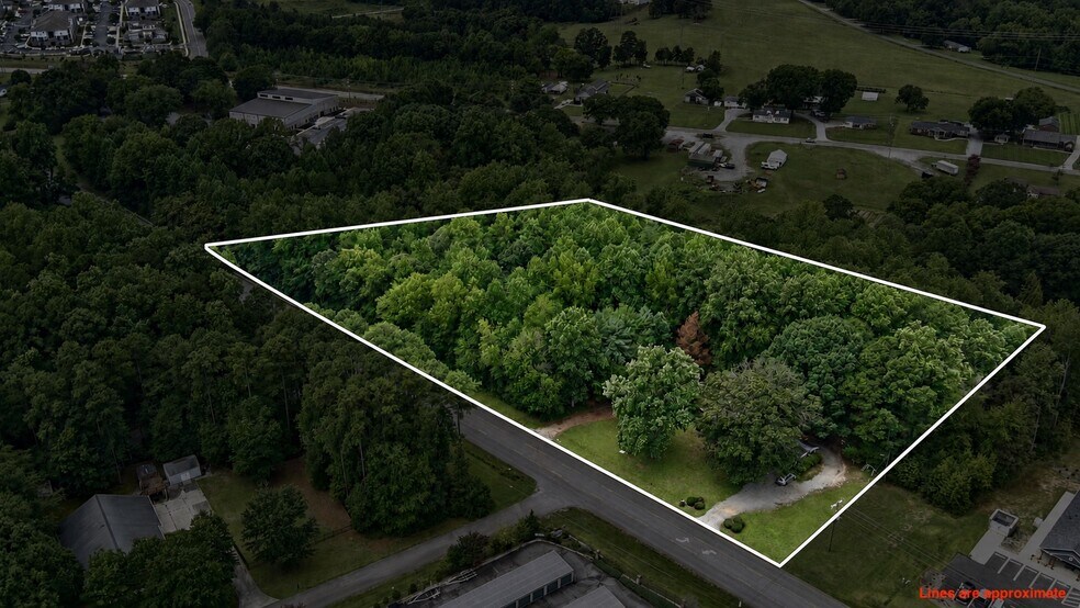 1115 N NC 16 Business Hwy, Denver, NC for lease - Primary Photo - Image 1 of 8