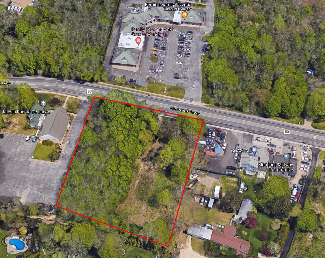 210-230 Montauk Hwy, Moriches, NY à louer Aérien- Image 1 de 7