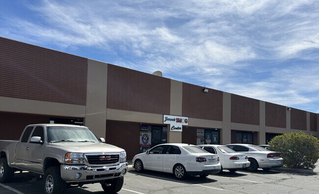 Plus de détails pour 45116 Commerce St, Indio, CA - Industriel à vendre