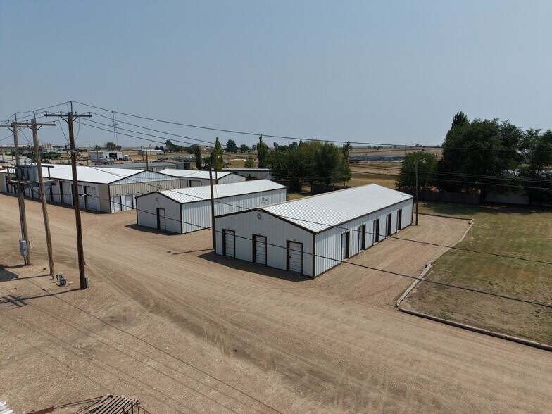 1200 Commercial st, Hugoton, KS à vendre - Photo du bâtiment - Image 2 de 8