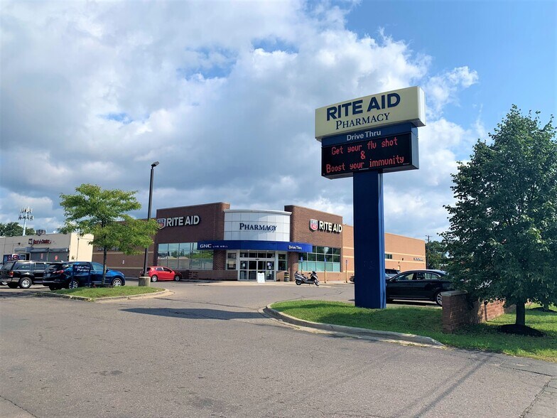 18430 Fenkell St, Detroit, MI à vendre - Photo du bâtiment - Image 2 de 4