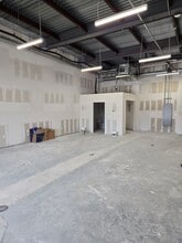658 Interstate 30 Frontage Rd, Garland, TX for lease Interior Photo- Image 2 of 4