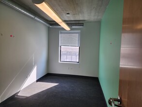 1016 W Jackson Blvd, Chicago, IL for lease Interior Photo- Image 1 of 1