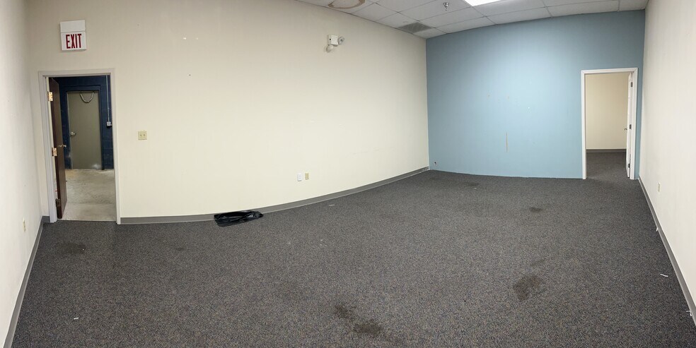 1785 Highway 15 S, Sumter, SC à louer - Photo intérieure - Image 2 de 5