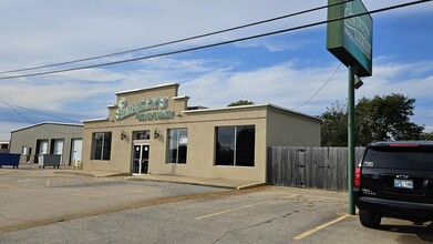 606 W Cherokee St, Wagoner, OK for lease Building Photo- Image 1 of 4