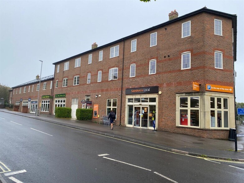 Bridport Rd, Dorchester à louer - Photo du bâtiment - Image 3 de 5