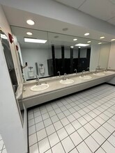 431-497 W Boughton Rd, Bolingbrook, IL for lease Interior Photo- Image 2 of 7