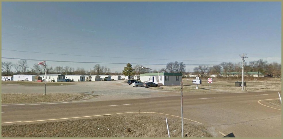 1250 N Highway 51, Troy, TN à vendre - Photo du bâtiment - Image 1 de 3