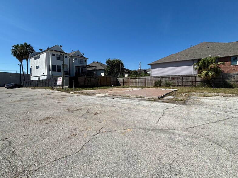 1609 & 1619 Durham Dr, Houston, TX à louer - Photo du bâtiment - Image 3 de 3