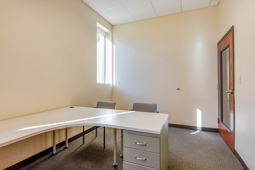 231 W 800 S, Salt Lake City, UT à louer - Photo du bâtiment - Image 3 de 6