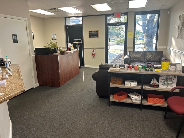 1831 N Belcher Rd, Clearwater, FL à louer - Photo intérieure - Image 3 de 6