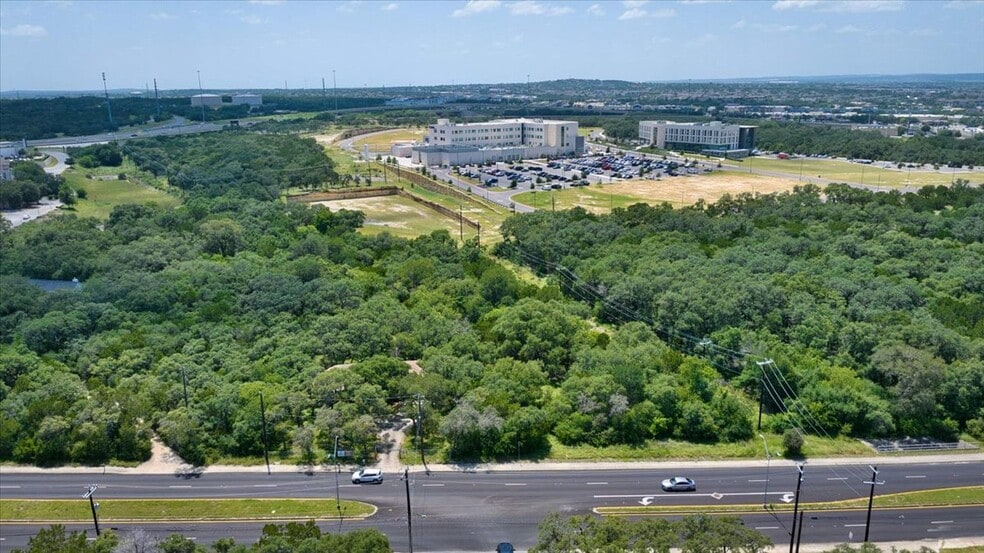 5215 Rogers Rd, San Antonio, TX for sale - Building Photo - Image 2 of 9