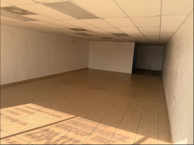 3244-3258 S Cleveland Ave, Fort Myers, FL for lease - Building Photo - Image 2 of 3