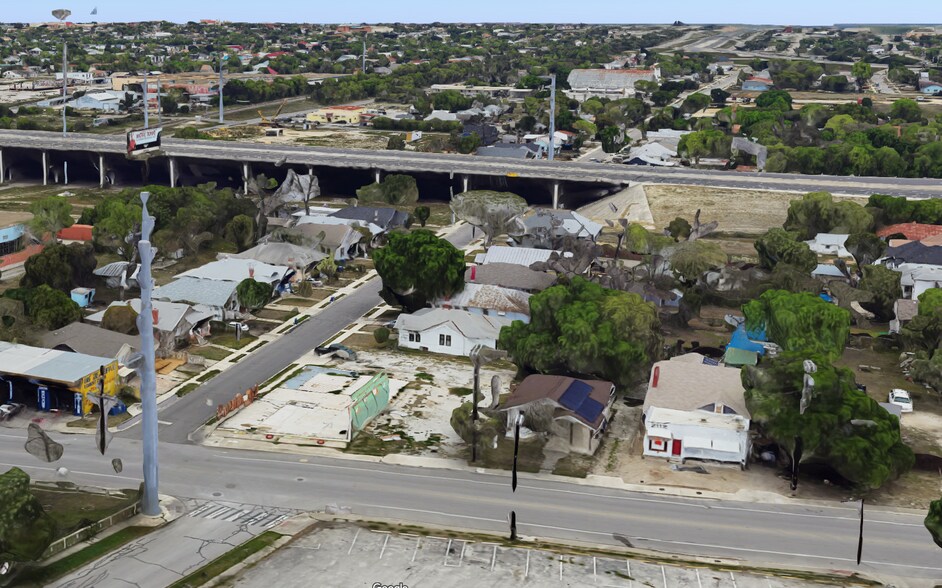 2102 S Presa St, San Antonio, TX à vendre - Photo du bâtiment - Image 2 de 5