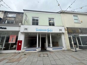 10 Fore St, St Austell for lease Interior Photo- Image 1 of 5