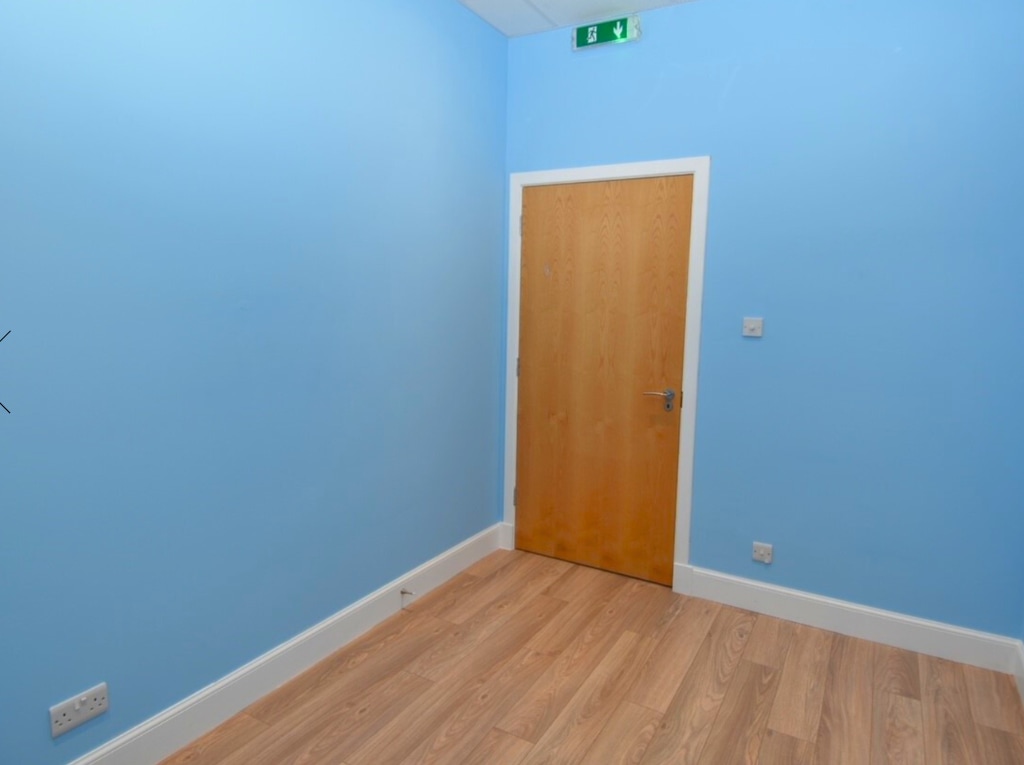 118-126 Cathcart St, Greenock, IVC PA15 1BQ - Unité 9 -  - Photo intérieure - Image 1 of 3