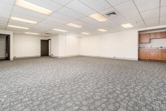 68 W Church St, Newark, OH for lease Building Photo- Image 2 of 3